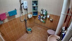 Blk 556 Jurong West Street 42 (Jurong West), HDB Executive #537019801